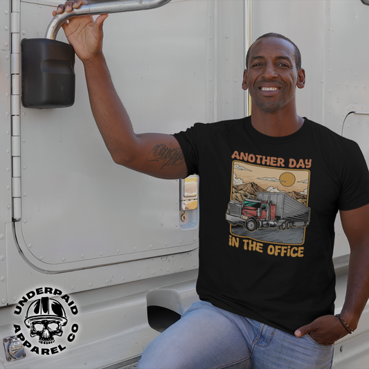 DAY IN THE OFFICE-Men's Short Sleeve Tee